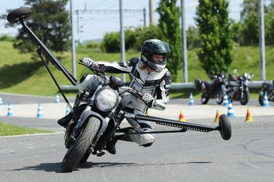 Fahrsicherheitstraining für Motorräder in der Autostadt in Wolfsburg