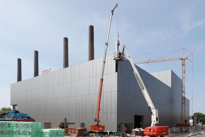 Baudokumentation der neuen Veranstaltungshalle 'Hafen 1' in der Autostadt in Wolfsburg