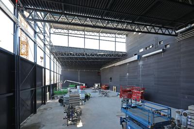 Baudokumentation der neuen Veranstaltungshalle 'Hafen 1' in der Autostadt in Wolfsburg